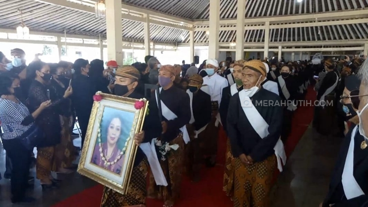 Putri Paku Buwono XII Meninggal Dunia