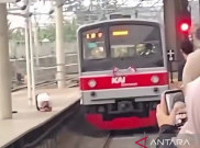 Viral Penumpang Melompat ke Rel di Stasiun Tanah Abang, Polisi: Mental Tidak Stabil