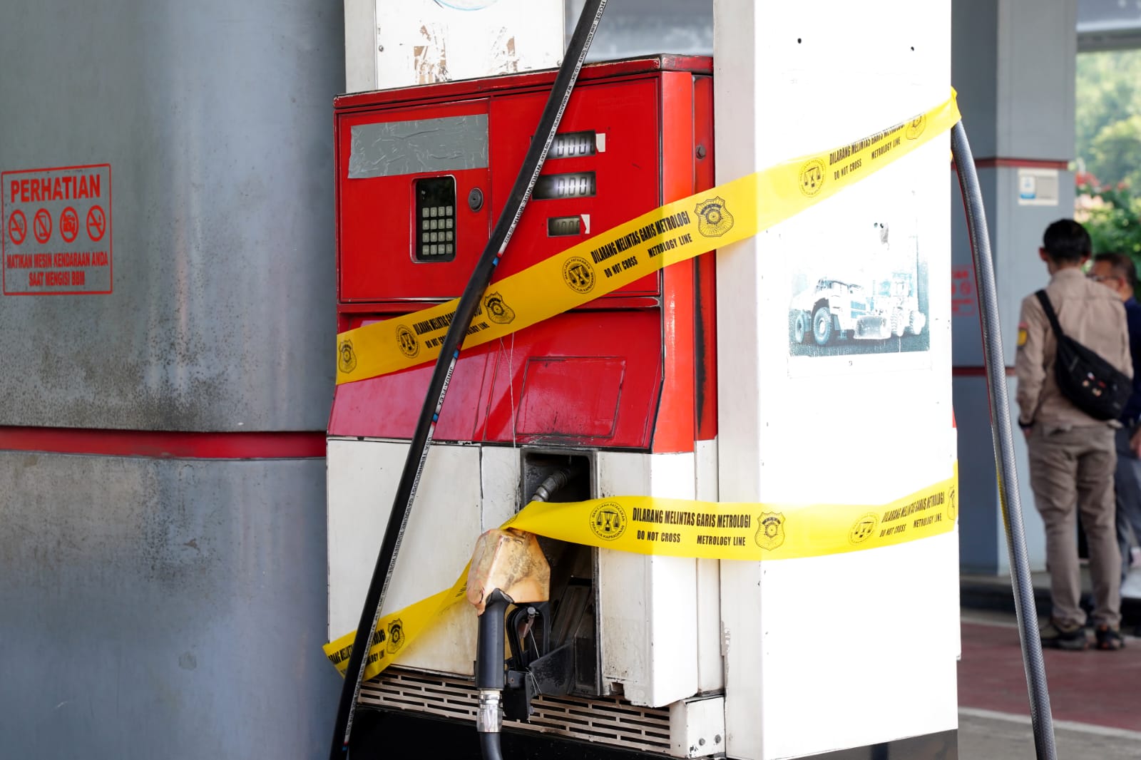 Kemendag dan Bareskrim Polri Segel SPBU Curang yang Kurangi Takaran di Sukabumi