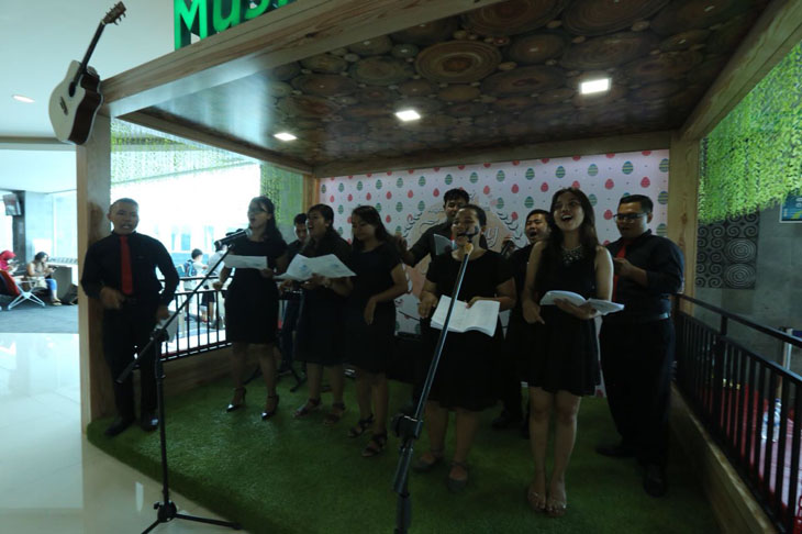 Rayakan Paskah, Bandara I Gusti Ngurah Rai Berhiaskan Vintage Rustic Easter