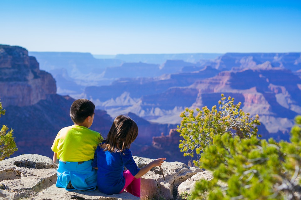 Kenalkan anak tentang mendaki gunung (Sumber: Pixabay/Pexels)