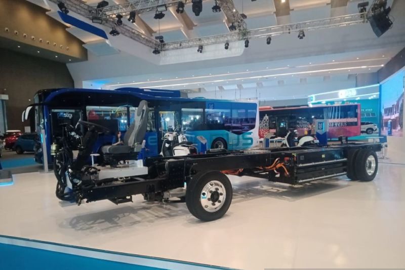 PEVS 2024 Jadi Ajang MAB Kenalkan Rolling Chasis untuk Truk Listrik
