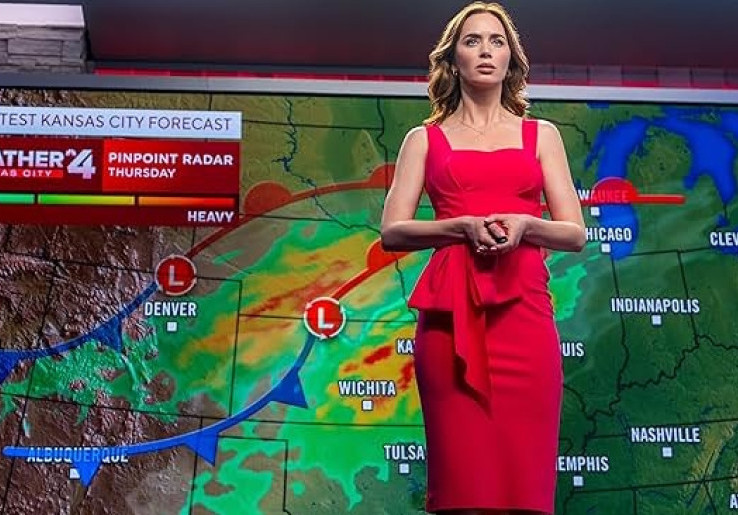 Emily Blunt Tampil Beda di 'Disclosure Day', Perankan Pembawa Berita dengan Trauma Masa Lalu