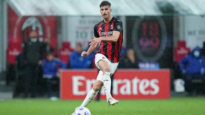 Petaka AC Milan! Matteo Gabbia Cedera Tendon Parah, Absen Sampai 2027