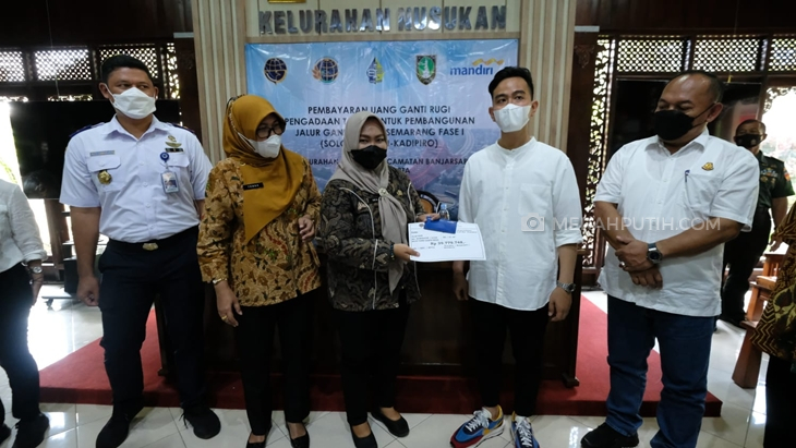 Dugaan Korupsi Proyek Rel Ganda di Solo, Gibran: Jangan Sampai Mangkrak