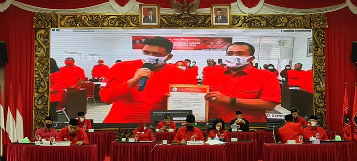 Bobby Nasution, menantu Presiden Jokowi saat mendapat rekomendasi PDIP untuk maju dalam Pilkada Medan 2020. (Ist/PDIP)
