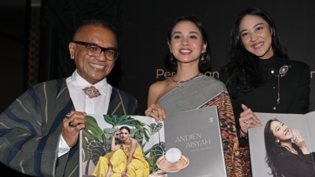 Andien Bangga Jadi Bagian Buku 'Nusantara' Karya Samuel Wattimena