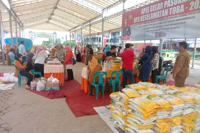 Pemerintah Bagikan Bansos Pangan Jelang Ramadan