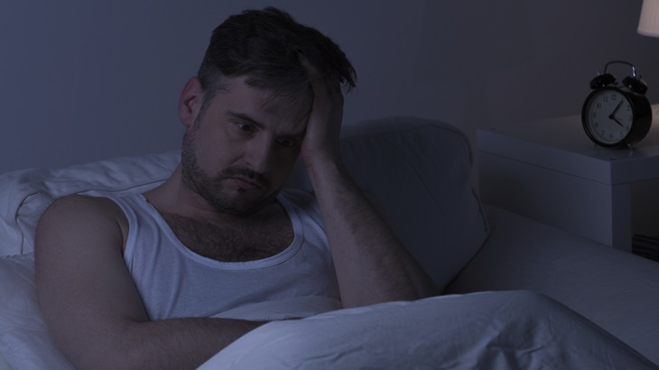 Bangun Di Tengah Malam, Tak bisa Tidur lagi. Apa Kata Pakar?