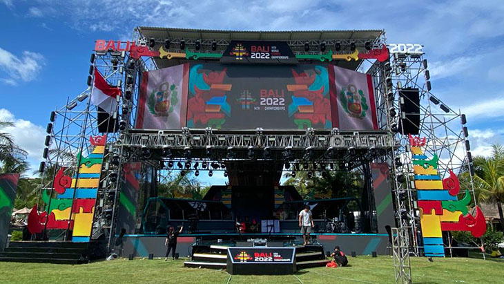 ‘Earth Stage’, Panggung Outdoor E-Sports Pertama di Dunia