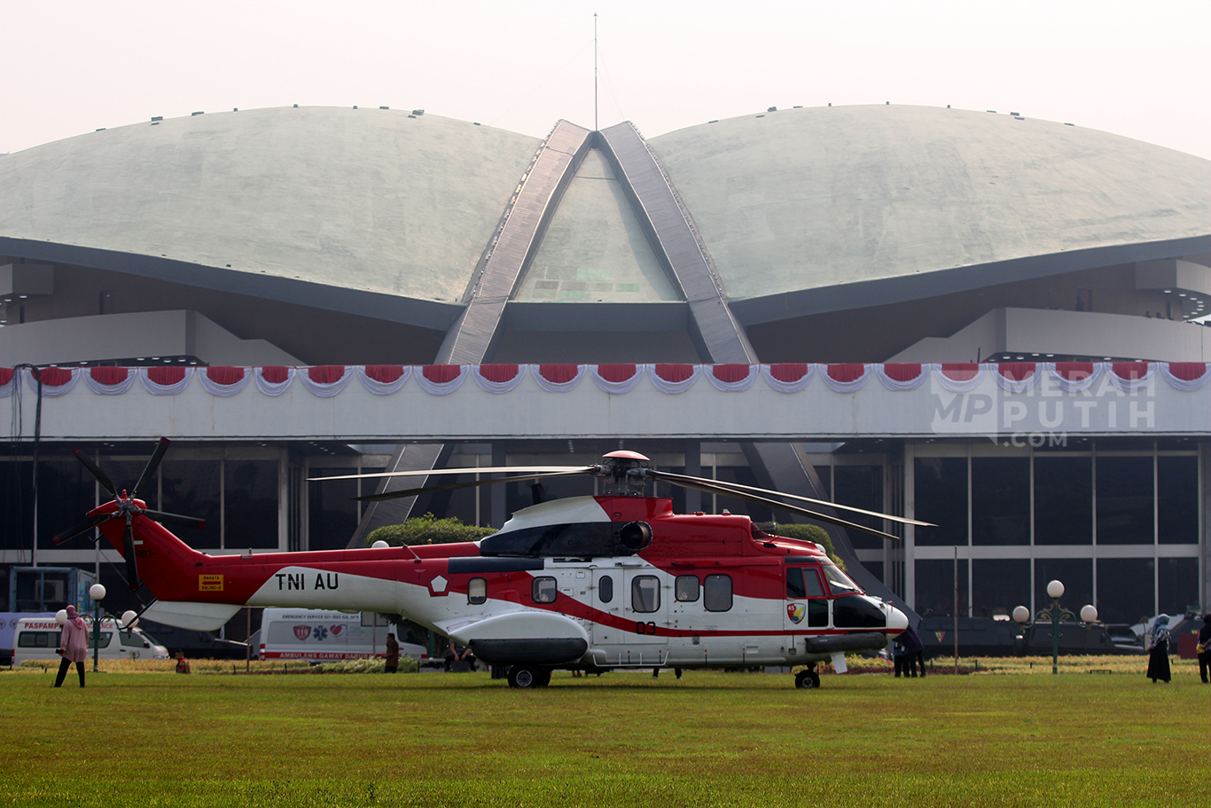 Helikopter Kepresidenan Bersiaga saat Sidang Tahunan MPR 2024