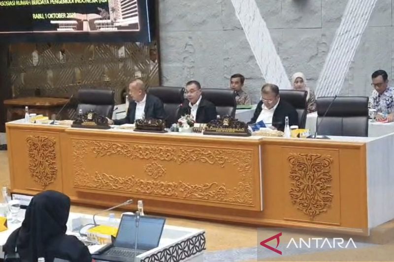 DPR Belum Bawa RUU KUHAP ke Rapat Paripurna Buat Disetujui