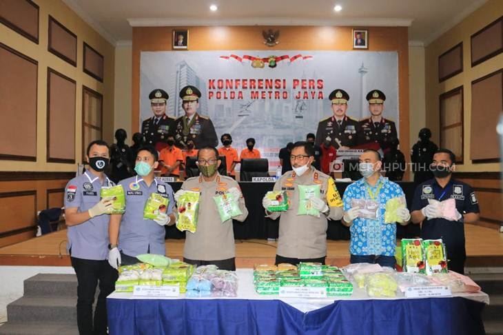Konferensi pers Polda Metro Jaya terkait pengungkapan kasus narkoba. (Foto: MP/Kanugrahan)
