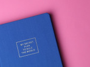 Punya Banyak Masalah? Curhatlah di Buku Diary