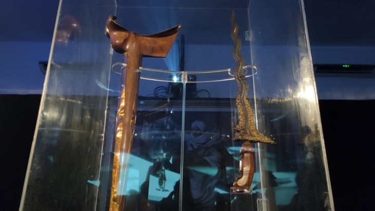 Keris Kyai Nogo Siluman Milik Pangeran Diponegoro dipamerkan di Museum Keris Solo, Jawa Tengah, Senin (22/11). (Foto: MP/Ismail)