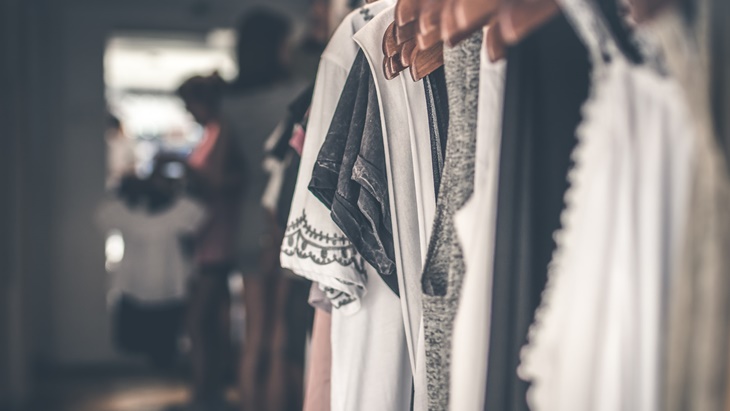 Cara Cegah Diri Sendiri Agar Tidak Beli Baju secara Implusif