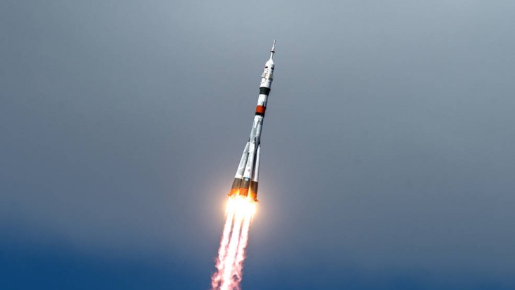 Astronot AS dan Kosmonot Rusia Berangkat ke Luar Angkasa di Tengah Pandemi COVID-19