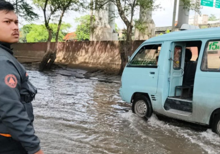 Banjir Rob Mampir Depan JIS Hingga Jalanan Utama Terendam, Kawasan Muara Angke yang Langganan Banjir Justru Aman