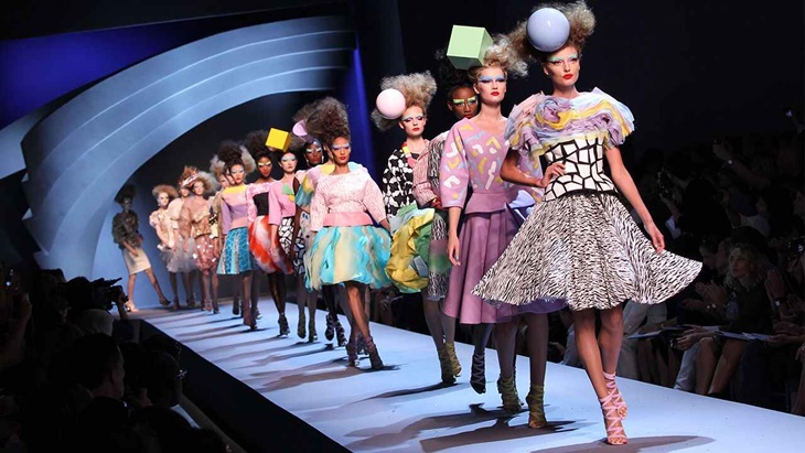 Fashion Show ala New Normal oleh Dior