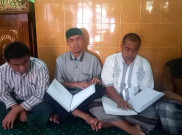 Kisah Perjuangan Tunanetra Solo Mengaji 30 Juz di Bulan Ramadan