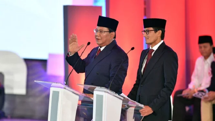 Pasangan Prabowo-Sandi dalam debat capres