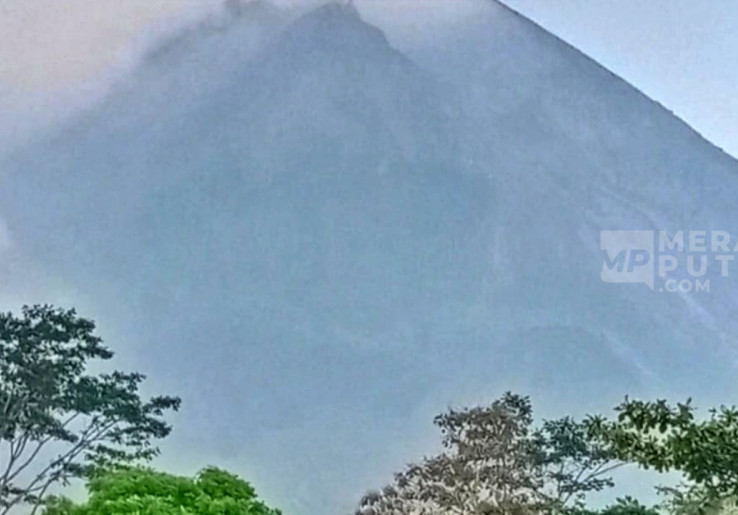 Aktivitas Gunung Merapi Meningkat, Warga Diminta Waspada Guguran Lava dan Awan Panas