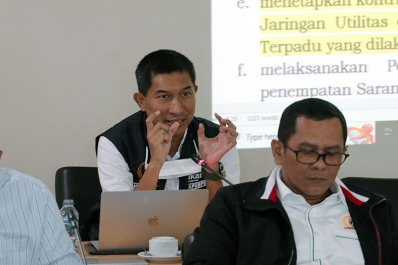 PDIP Minta Pemprov Sikapi Serius soal RT di Jakbar Minta THR ke Warga