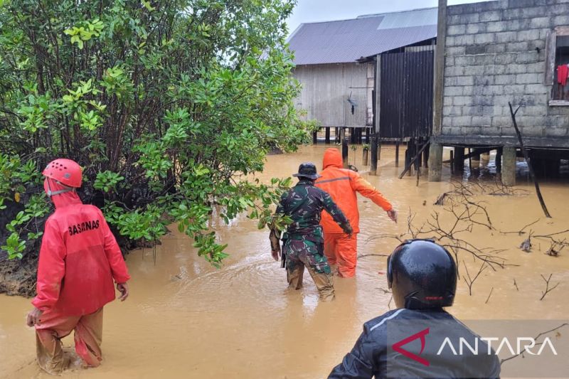 Longsor di Natuna, 27 Rumah Tertimbun, 42 Orang Hilang