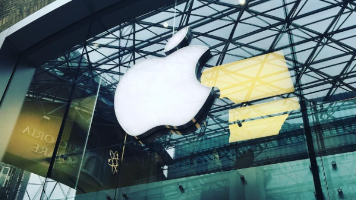 Apple Siap Rilis Produksi Ulang Serial Televisi Besutan Steven Spielberg