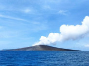 Gunung Anak Krakatau Naik Status Siaga Level III, Radius 5 Kilometer Wajib Steril Dari Wisatawan dan Nelayan