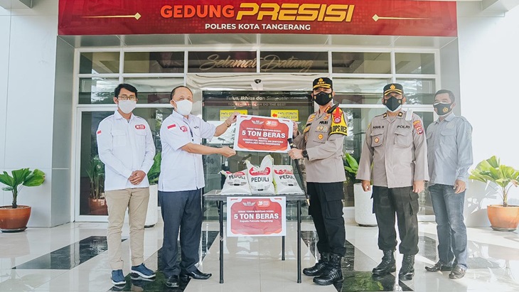 JHL Group Serahkan Bantuan 15 Ton Beras Kepada Instansi Polri