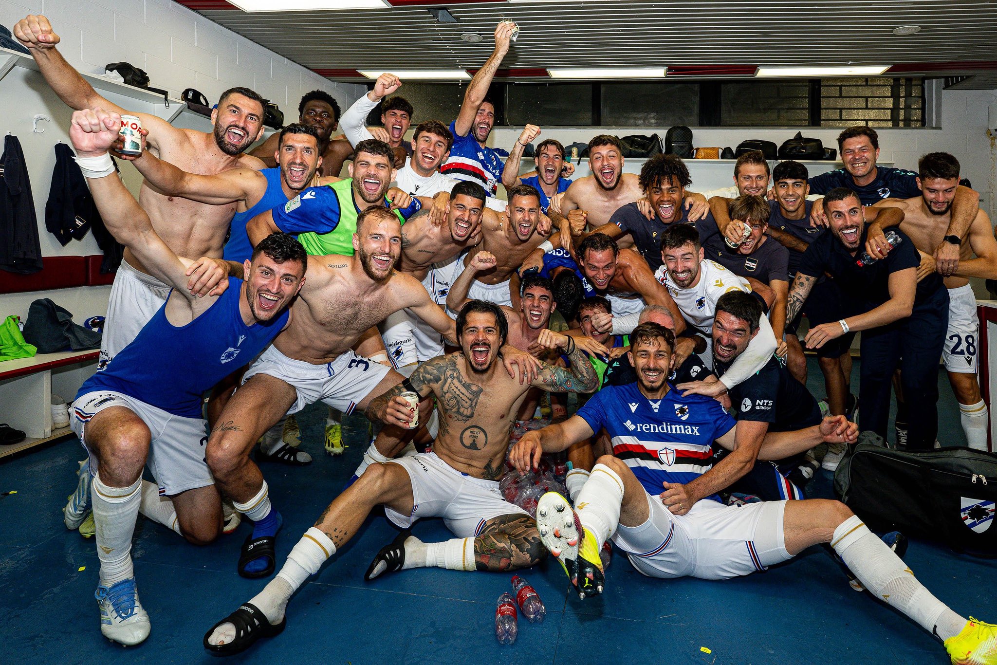 Leg Kedua Play-off Berujung Rusuh sehingga Laga Dihentikan, Sampdoria Selamat dari Degradasi ke Serie C