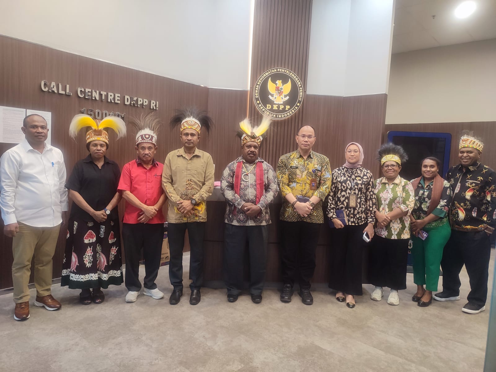 Usai Bawaslu, MRP Kini Laporkan KPU RI ke DKPP