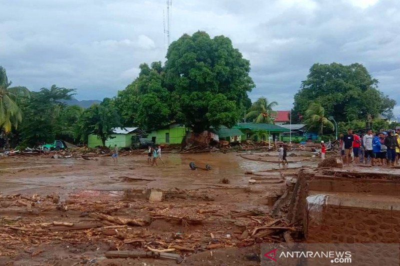 Update Banjir Bandang di Flores Timur: 174 Orang Meninggal Dunia