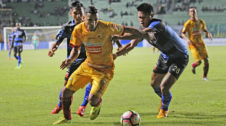 Sriwijaya FC Cari Pelatih Pengganti Oswaldo Lessa