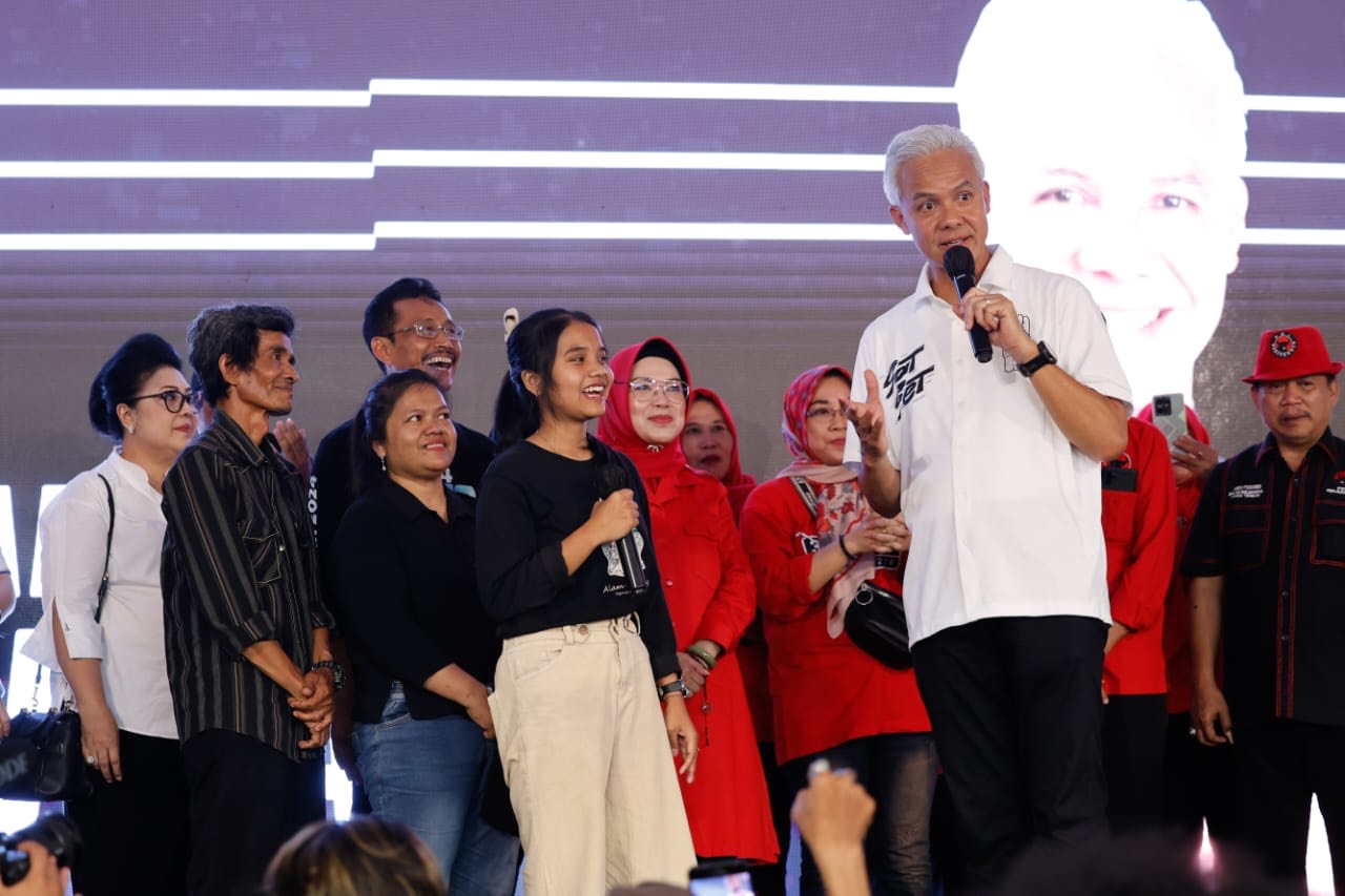 Pengalaman di Jateng, Ganjar Yakin 1 Keluarga Miskin 1 Sarjana Putus Rantai Kemiskinan