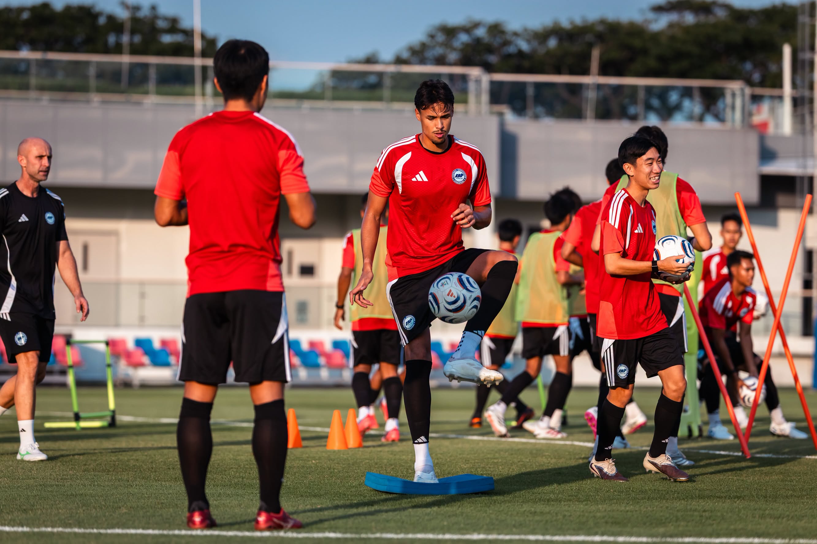 Timnas Singapura Gunakan Jubah Baru saat Bentrok dengan Indonesia, Pengaruhi Performa di Lapangan?