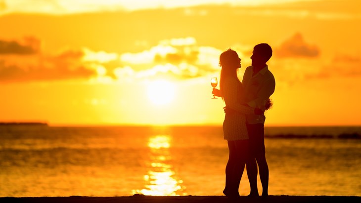 7 Kedewasaan Laki-laki yang Membuat Perempuan Jatuh Cinta