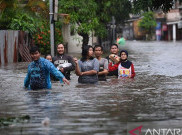 Anies Minta Bantuan Pusat Tangani Banjir, PDIP Singgung Program Naturalisasi