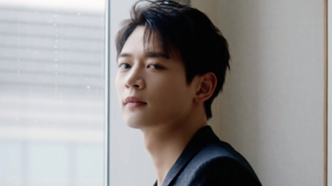 Minho SHINee Panaskan Suasana dengan 'Make It Hot'