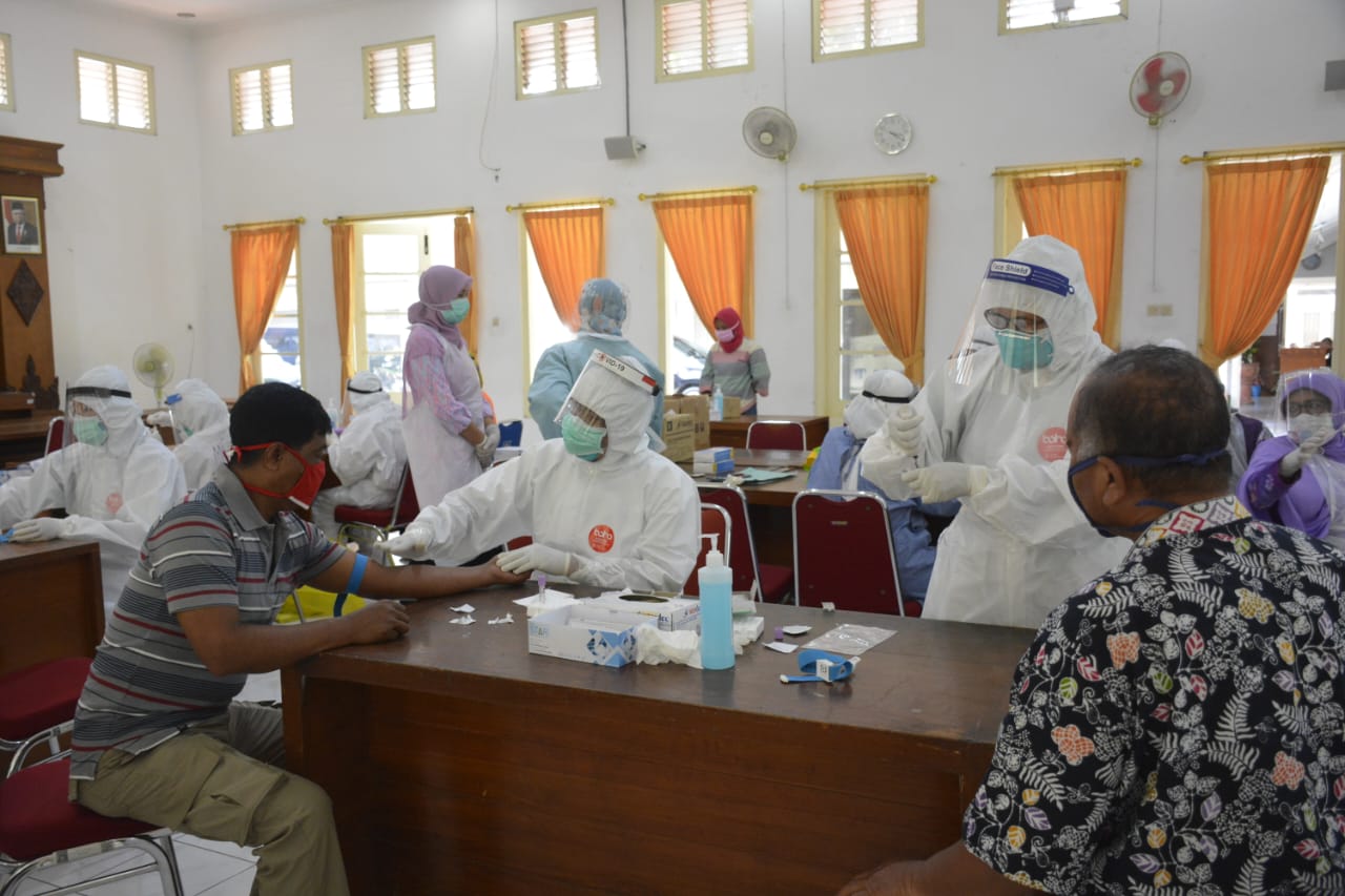Ilustrasi pelaksanaan rapid test di Kabupaten Sleman