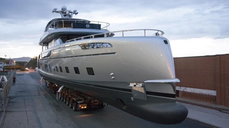 Porsche Bangun Super Yacht