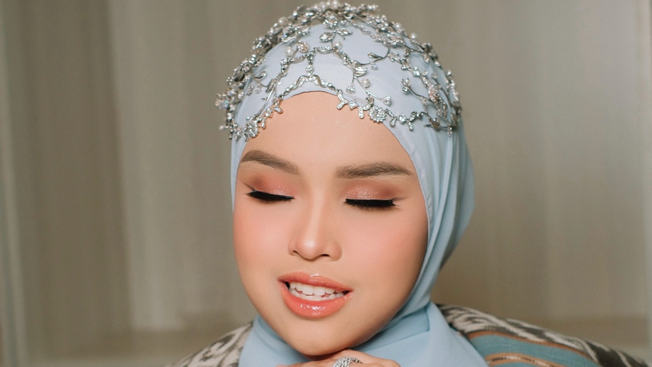 Putri Ariani Rangkum Perjalanan Kariernya Lewat Album Perdana 'Evolve'