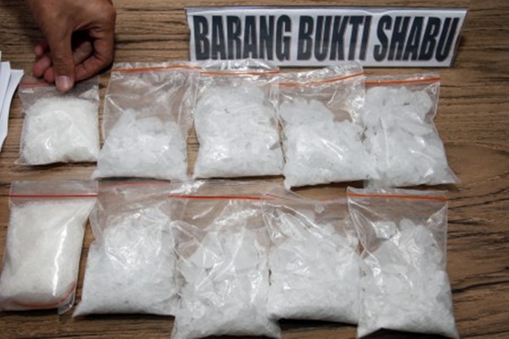 Kapolsek dan Anak Buah Diduga Pakai Narkoba, DPR Minta Usut Tuntas Sampai Bandar