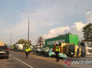 Jalur Merak Macet Imbas Kecekaan Truk Gas Pertamina dan Truk Pengangkut Gabah