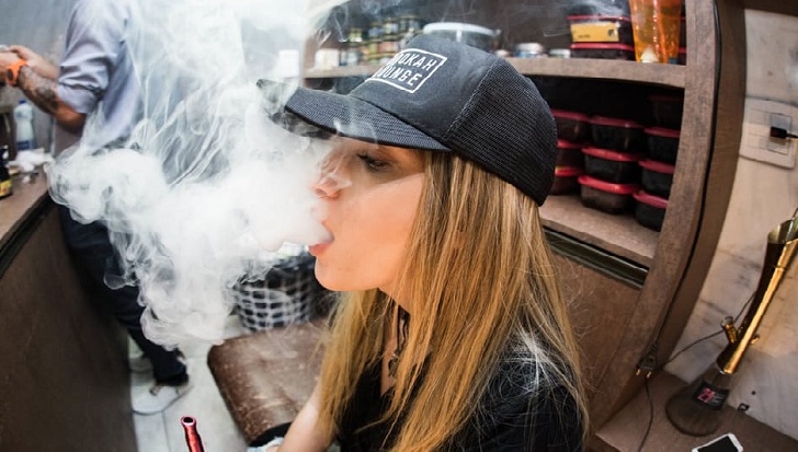 Waspadai Ledakan Saat Menghisap Vape