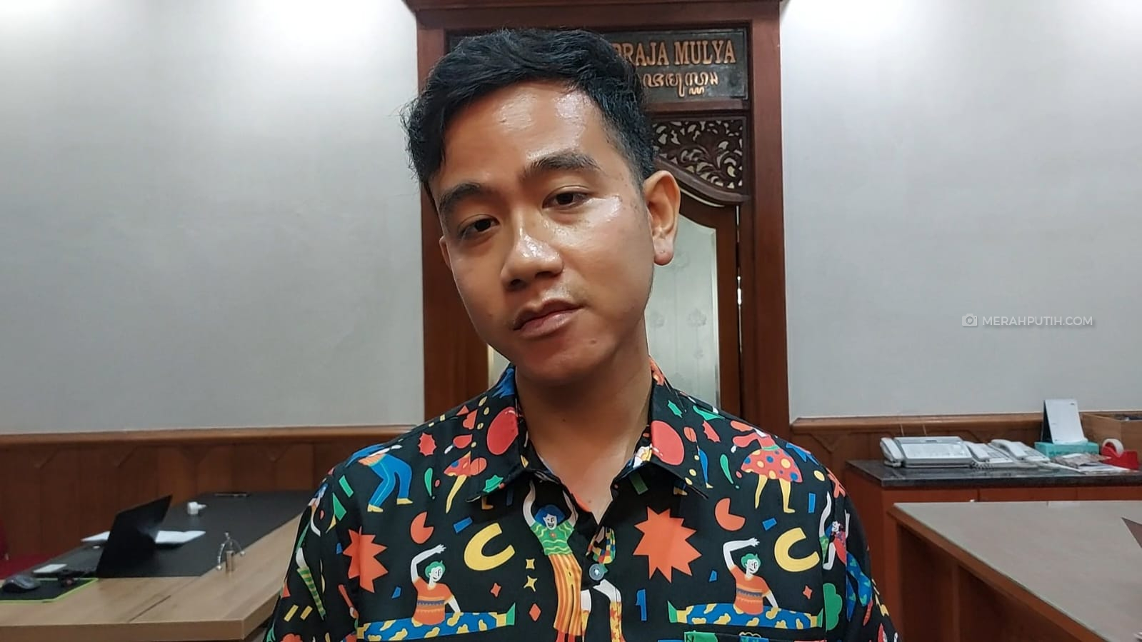 Alasan Gibran Tolak Pakai Jaket PSI di Acara Kopi Darat Nasional