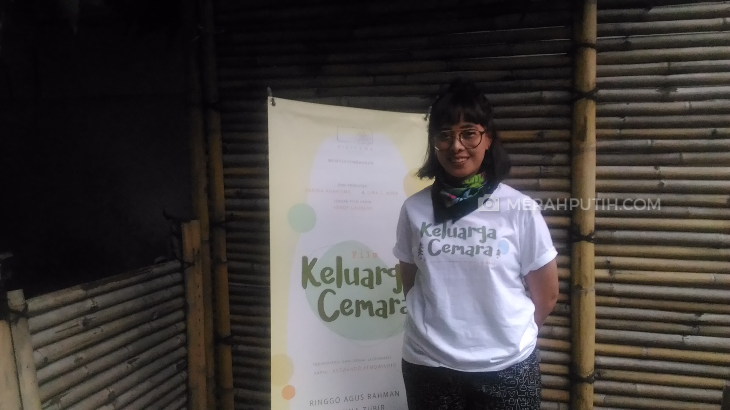Anggia Kharisma, Dari Dokter Gigi Berlabuh Menjadi Produser