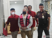 Digiring Masuk Mobil Tahanan, Tersangka Sritex Teriak Tanda Tangan Perintah Presdir