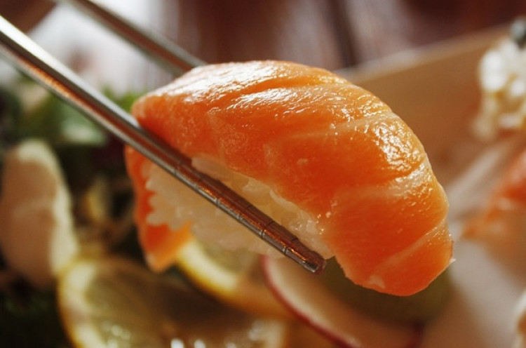 Demi Sushi Gratis, Sejumlah Orang di Taiwan Rela Masukkan Kata 'Salmon' pada Namanya